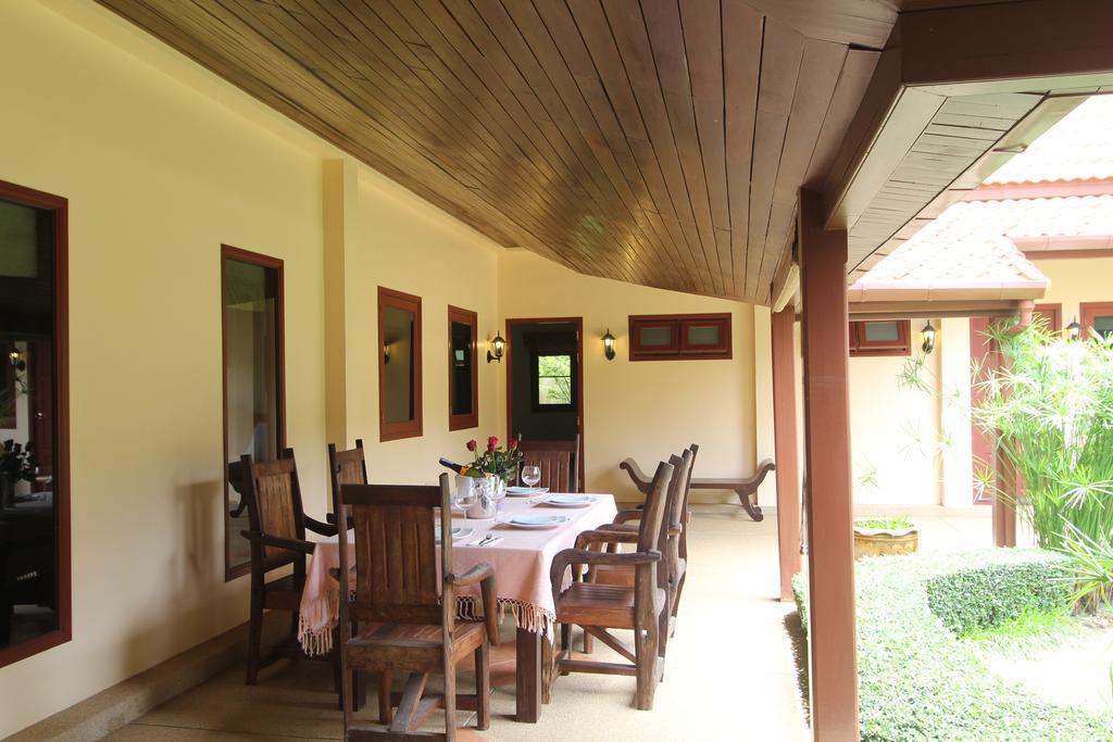 Villa Pimlada Nai Harn Екстериор снимка